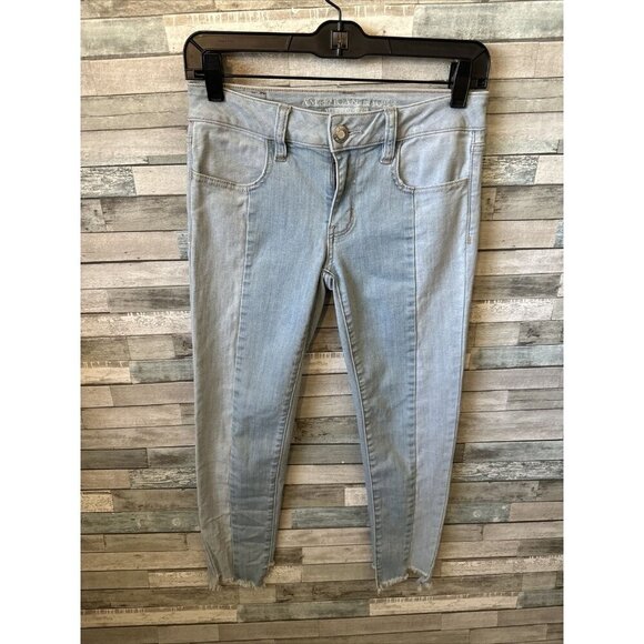 Women’s American Eagle Jegging Crop Jeans Light Wash Size 2 - Picture 1 of 15